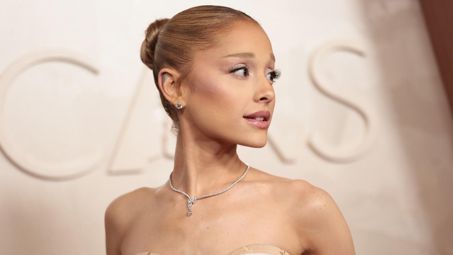 Ariana Grande verrast iedereen in nieuwe Meet the Parents sequel: Titel onthuld!