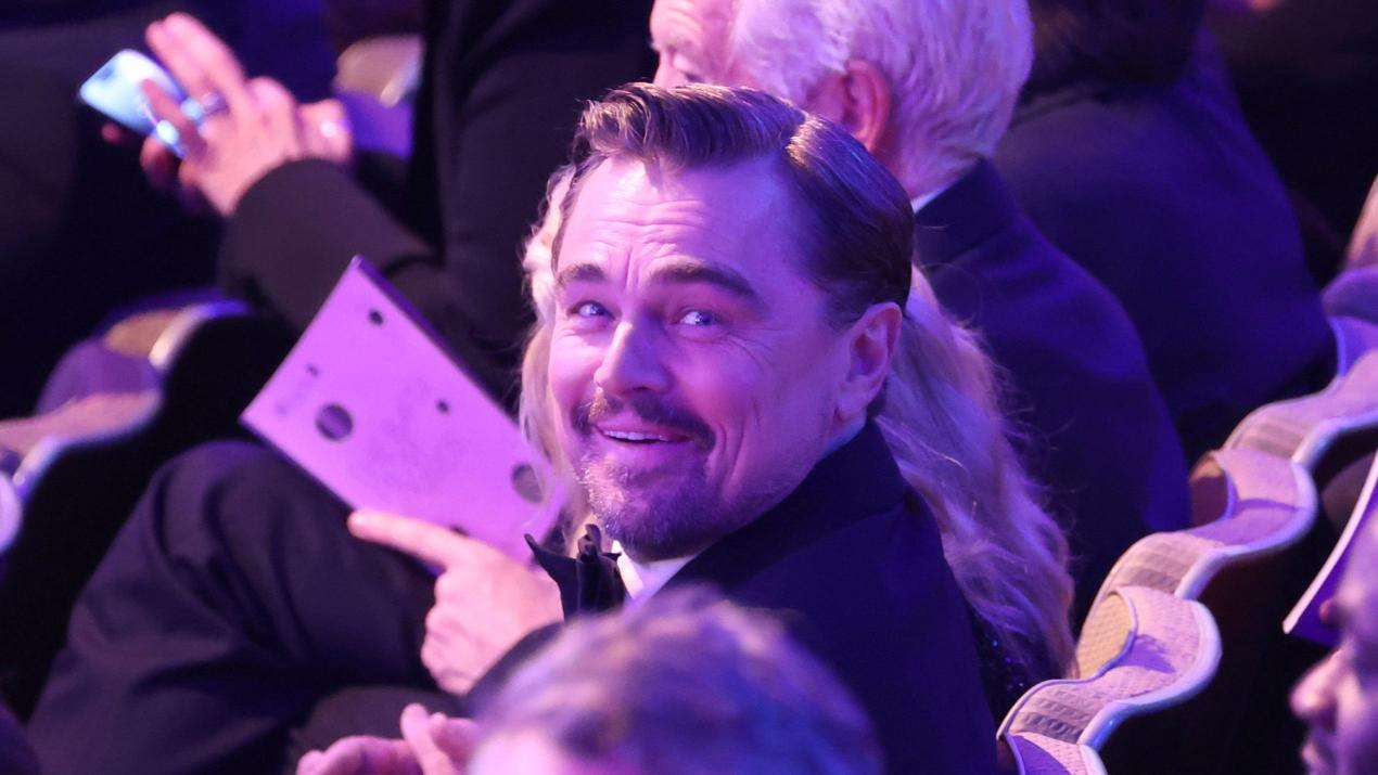 BAFTA Film Awards 2026: DiCaprio Straalt Terwijl Anderen Tegen Vallen
