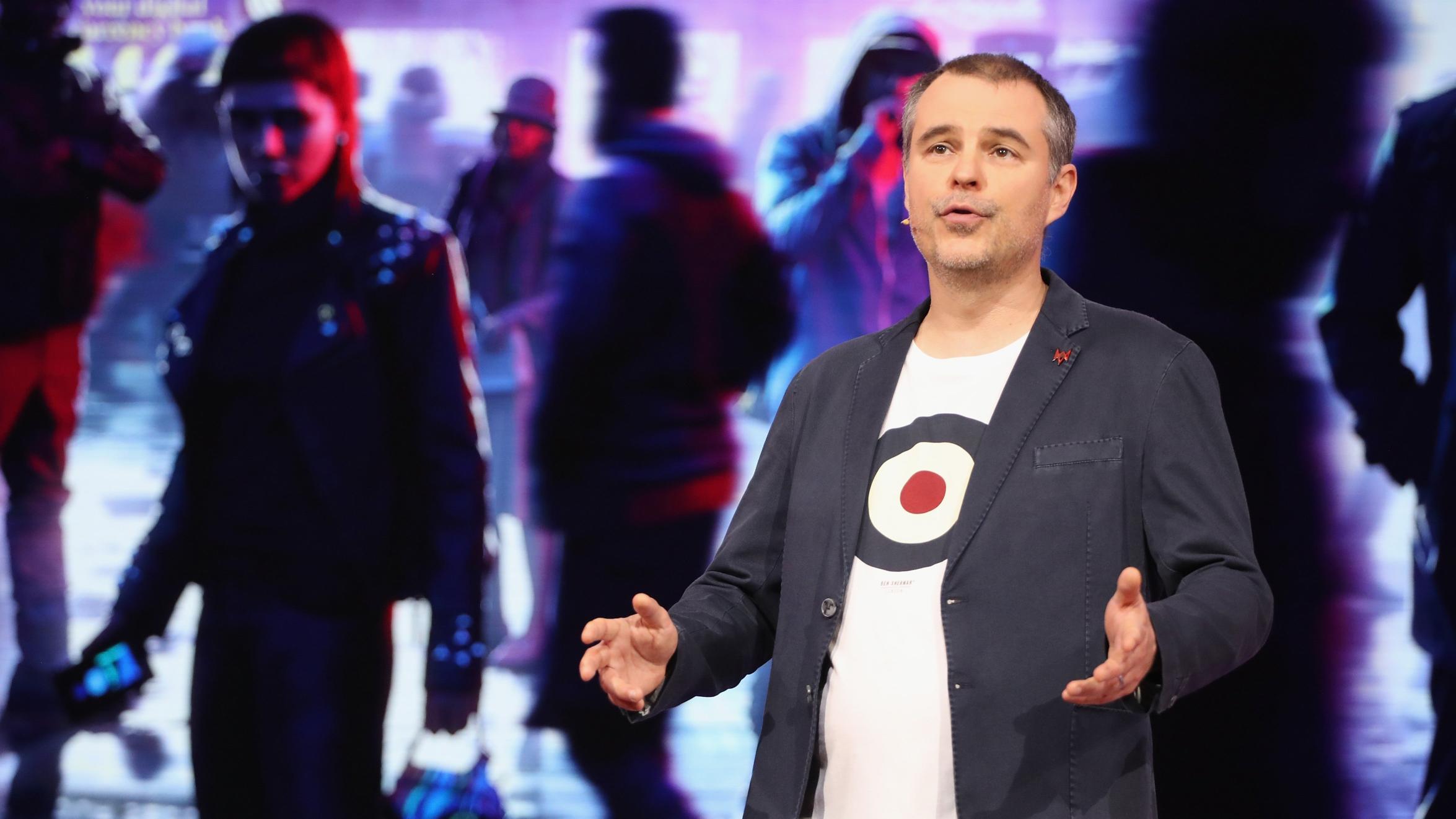 Clint Hocking Verlaat Ubisoft Terwijl Assassins Creed Hexe Ontwikkeling In Volle Gang Is