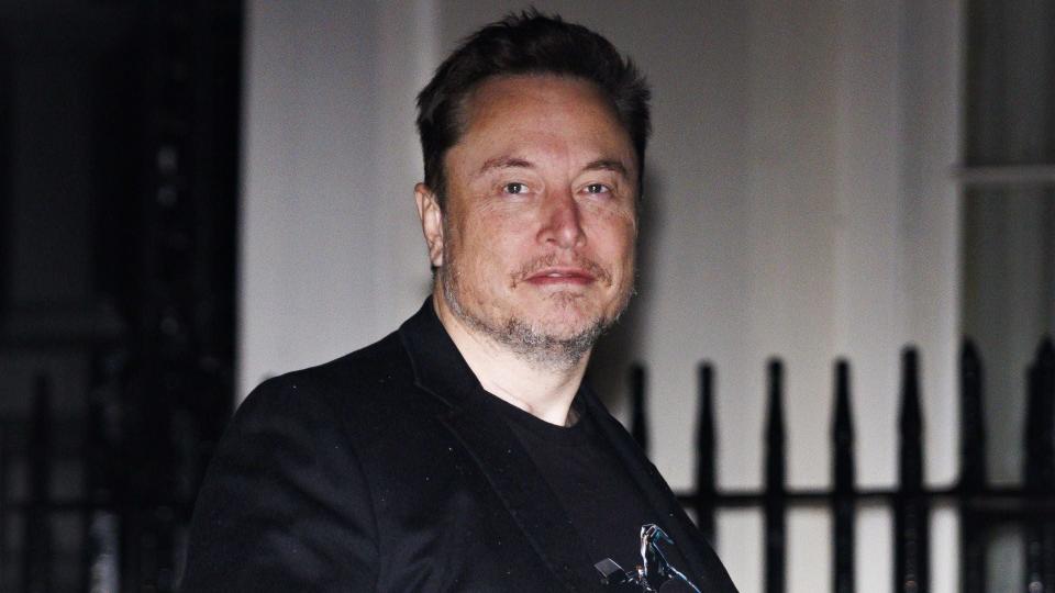 Disney en Warner Bros. stoppen met XTwitter updates nadat controversiële post van Elon Musk verontwaardiging veroorzaakt
