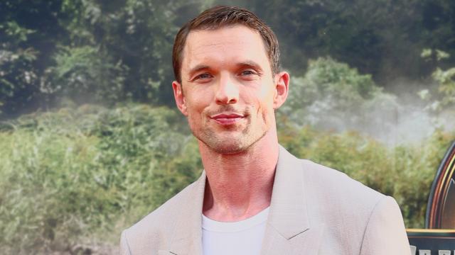 Ed Skrein verrast de wereld en speelt Baldur in God of War