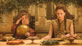 Feest als een Koning: George R.R. Martin onthult smakelijke voorproefje van het Game of Thrones kookboek
