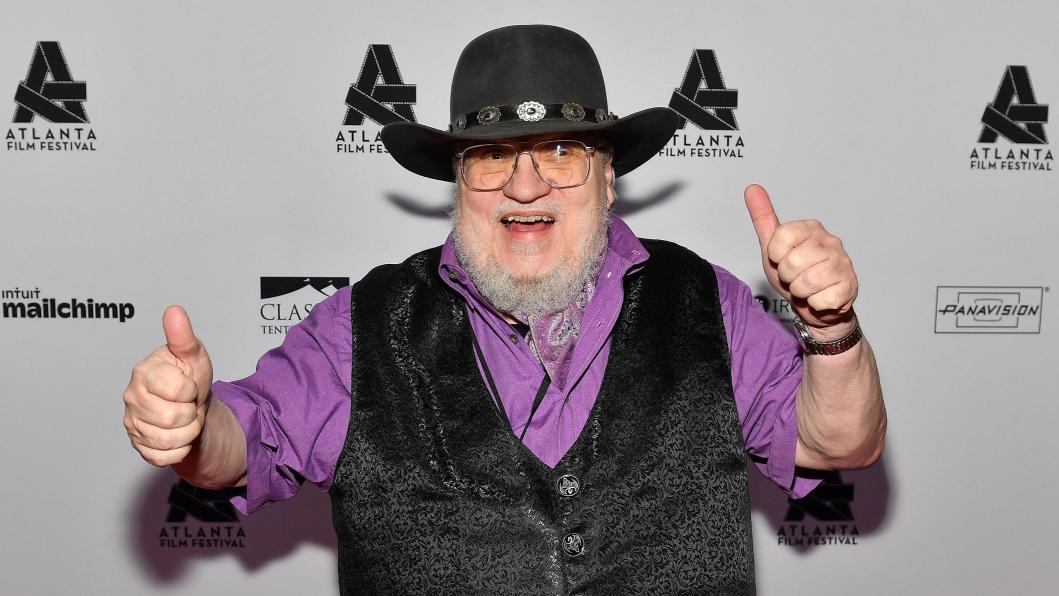 George RR Martin sluit zich aan bij Hercules film: Komt Winds of Winter ooit nog?