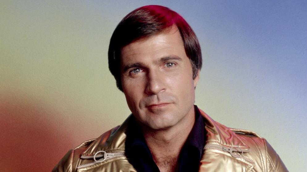 Schokkend nieuws: Gil Gerard, ster van Buck Rogers, overlijdt op 82jarige leeftijd