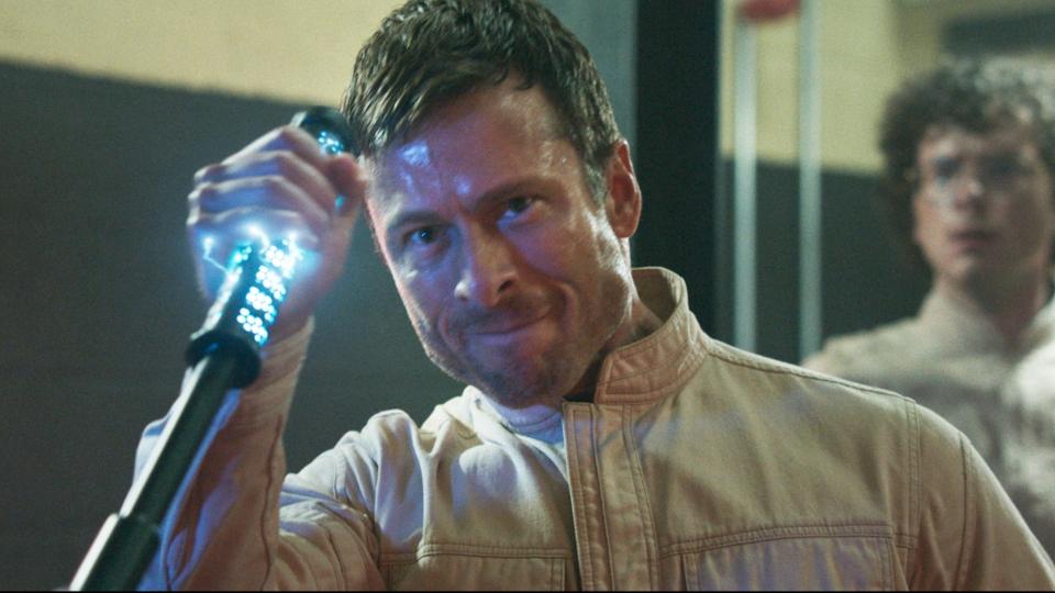 Glen Powell Onthult Hoe Hij Stephen King Enthousiast Maakte voor Remake