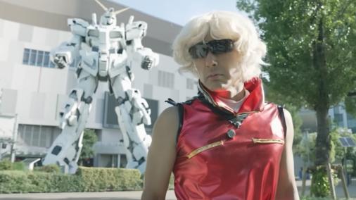 Japanse Politicus Zorgt Voor Opschudding Met Gedurfde Gundam Cosplay