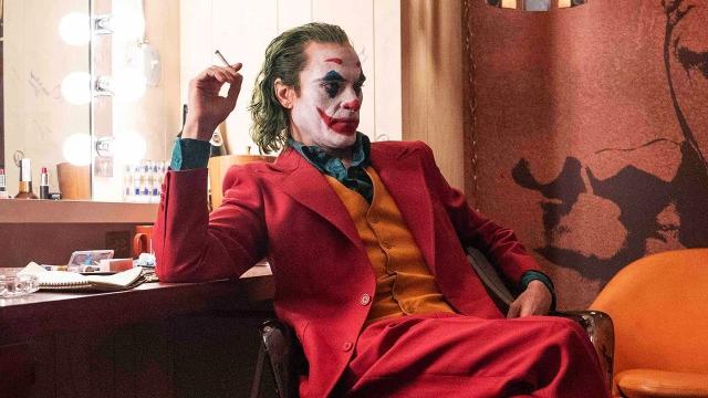 Joaquin en Gaga schitteren in nieuwe vakantiefotos van Joker 2