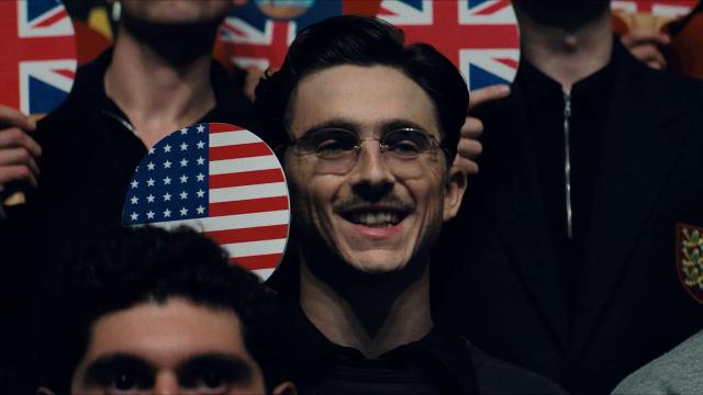 Ontdek de Stiekeme Verschijning van Robert Pattinson in Marty Supreme volgens Josh Safdie!