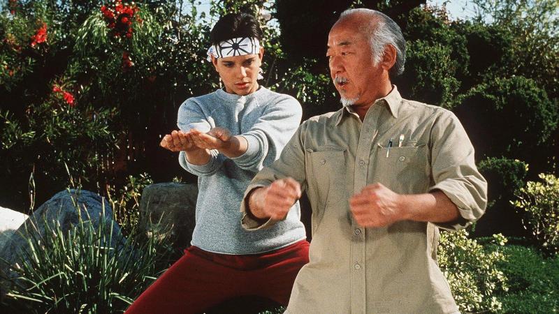 SCHOKKEND NIEUWS OVER KARATE KID: JACKIE CHAN EN RALPH MACCHIO WERKEN SAMEN VOOR EPISCHE FILMHERSTART