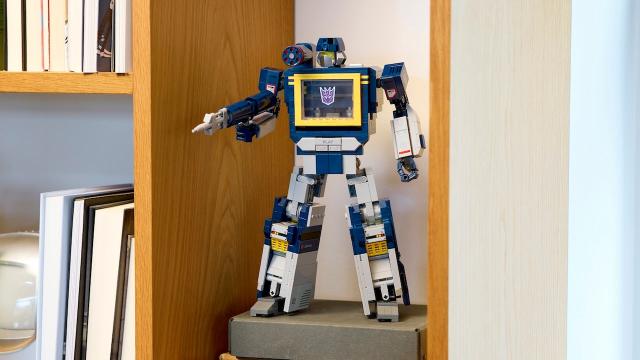LEGO onthult nieuwe Transformers Soundwave set met Prime en Bumblebee die je niet wilt missen