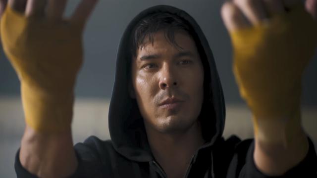 Mortal Kombat ster Lewis Tan Maakt Geinig Stekelige Opmerking naar Street Fighter Ster