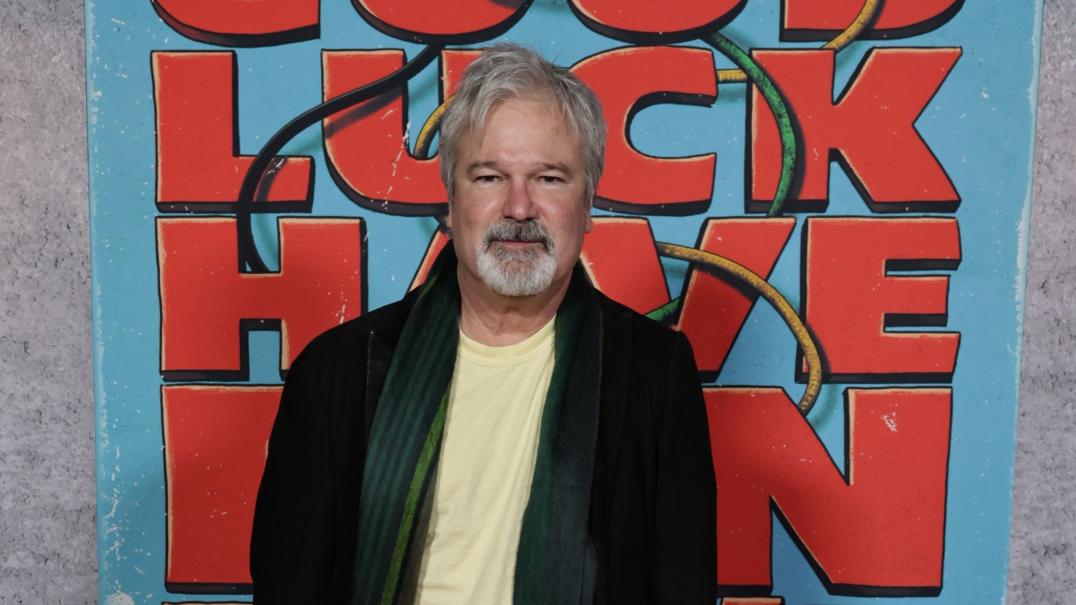 Pirates Director Haalt Uit naar AI: Waarom We Onze Menselijkheid Moeten Koesteren