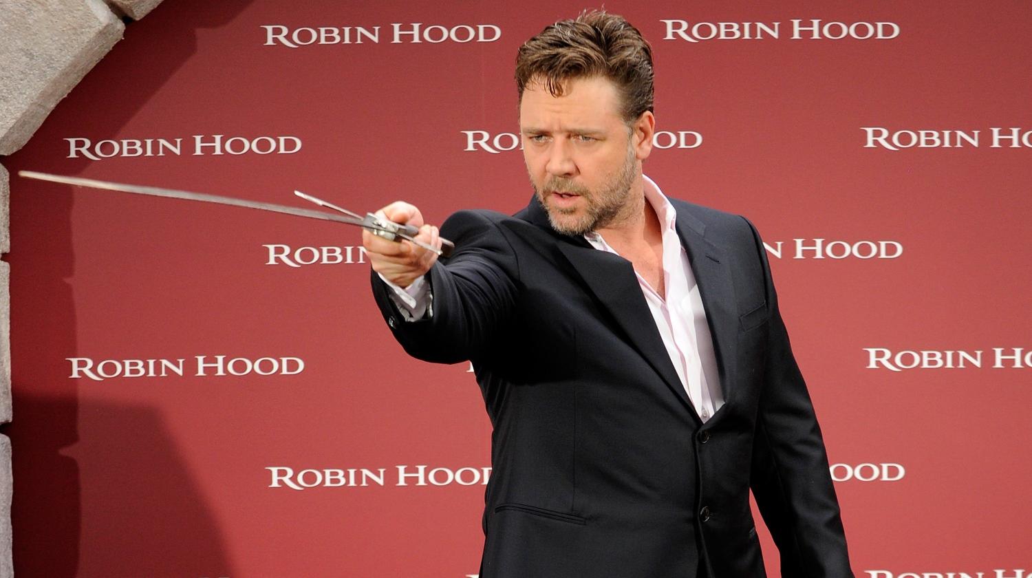 Russell Crowe neemt het op voor Robin Hood en doet schokkende onthullingen over Gladiator vergelijkingen
