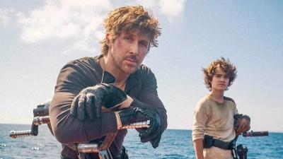Je Gelooft Nooit Wat Ryan Gosling Aan Het Doen Is op de Set van Starfighter!