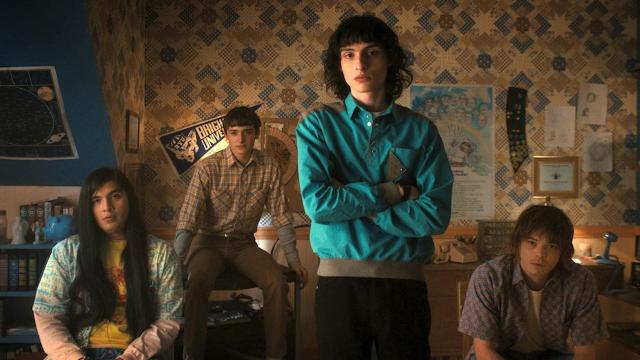 Seizoen 5 van Stranger Things begint; cast onthult foto