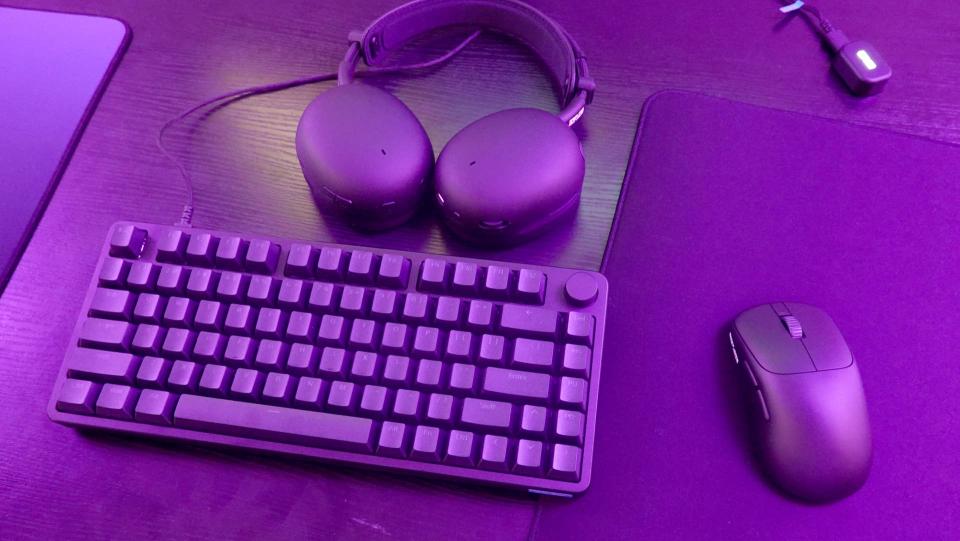 Sony presenteert hun allereerste muis en toetsenbord speciaal voor pc-gamers en het is verbazingwekkend