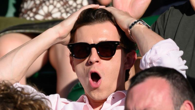 Tom Holland onthult de waarheid over Bond geruchten tijdens kookavontuur met Ramsay!