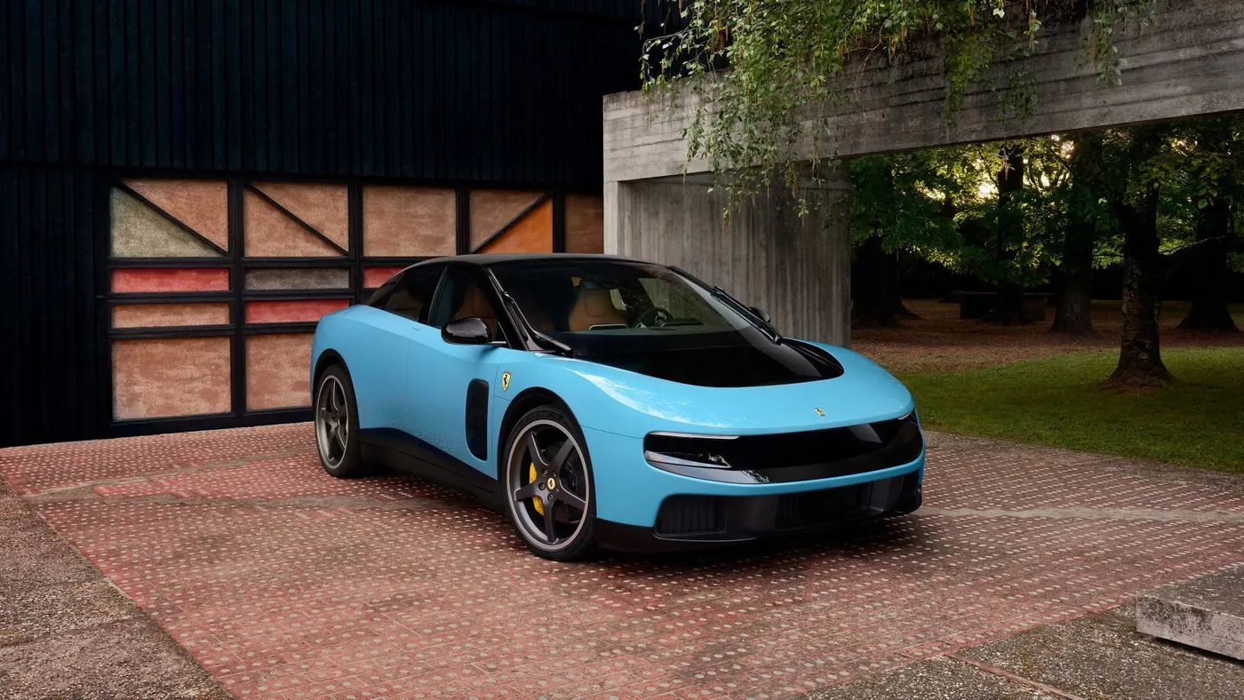 Ferrari onthult Luce elektrische auto met controverse