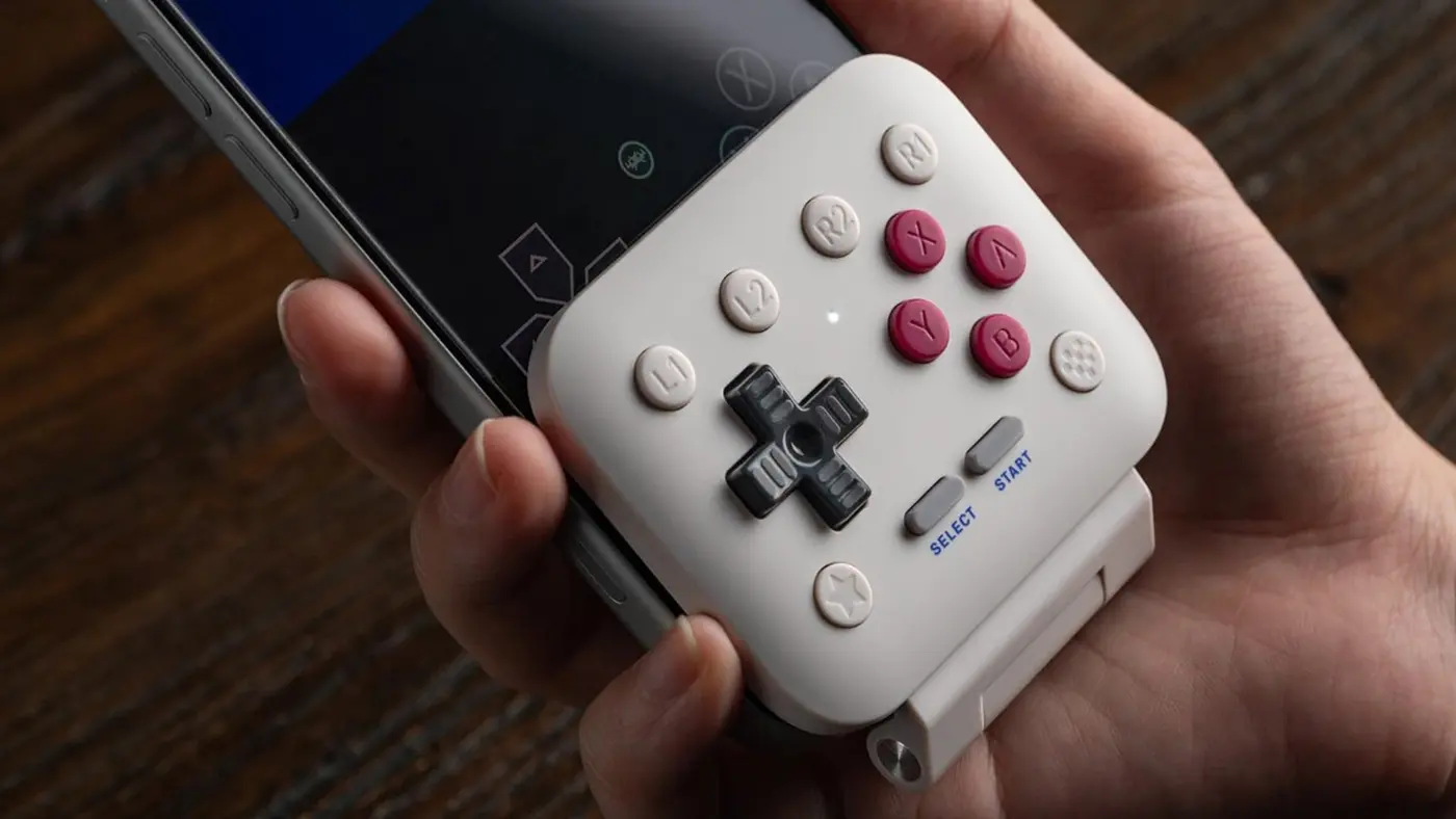 8BitDo FlipPad: Innovatieve Controller voor Mobiele Gaming